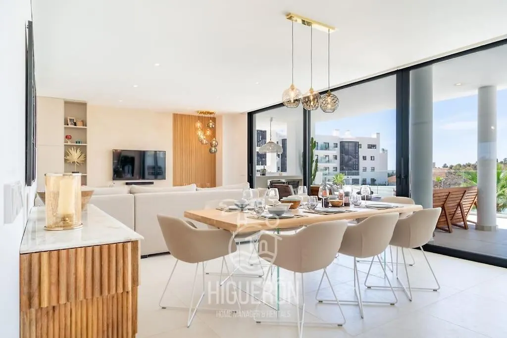 Higueronrentals Casa Linda Malaga Apartment